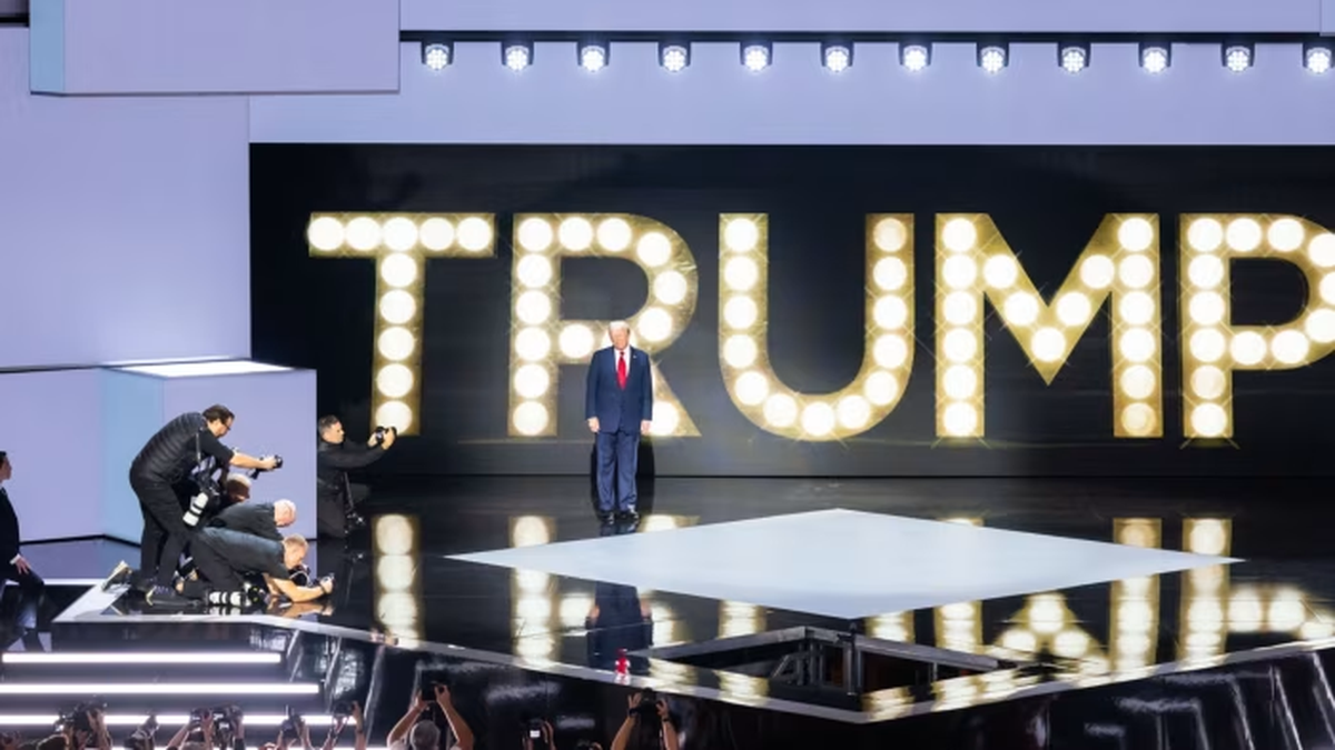 Donald Trump aceptó la nominación de su partido en la última noche de la Convención Nacional Republicana el jueves © Jim Lo Scalzo/EPA-EFE/Shutterstock Donald Trump aceptó la nominación de su partido en la última noche de la Convención Nacional Republicana el jueves © Jim Lo Scalzo/EPA-EFE/Shutterstock