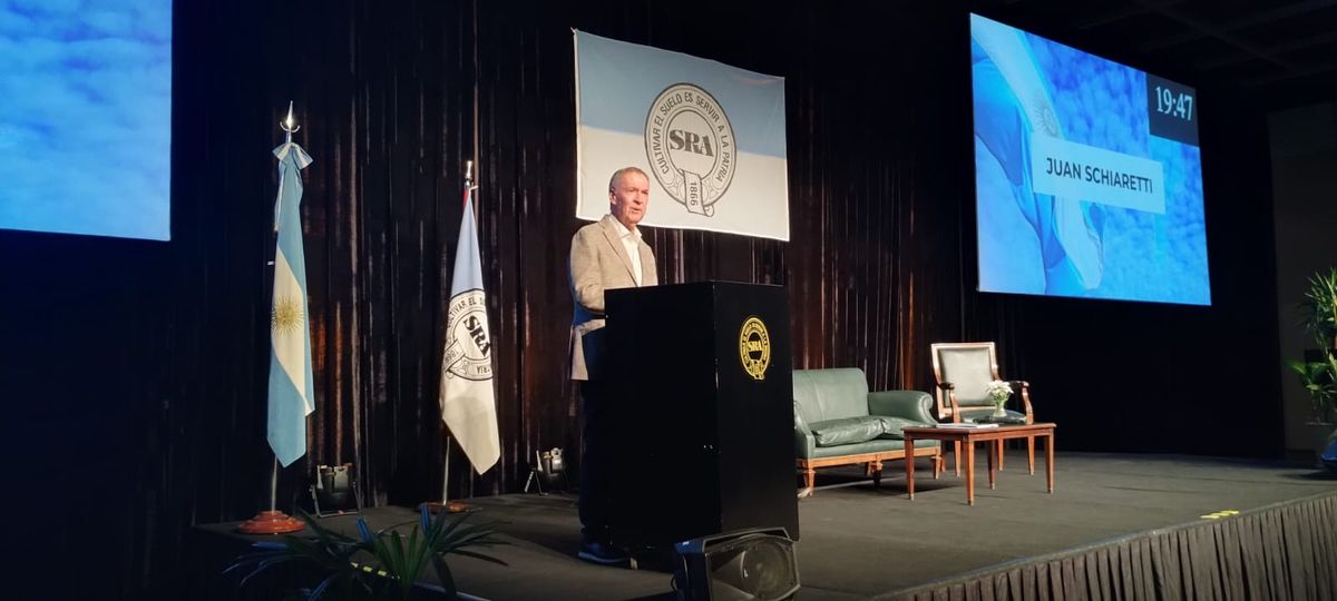 Juan Schiaretti en la Sociedad Rural. 