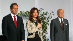 altText(Por Cadena, Cristina inauguró la refinería que pagaron Repsol/Eskenazi)}