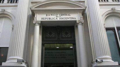 Tropiezo con el FMI a cambio de buena licitación y mejores expectativas