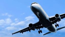 altText(Enojo de aerolíneas con el Gobierno por suba de tasas que aumentará pasajes)}