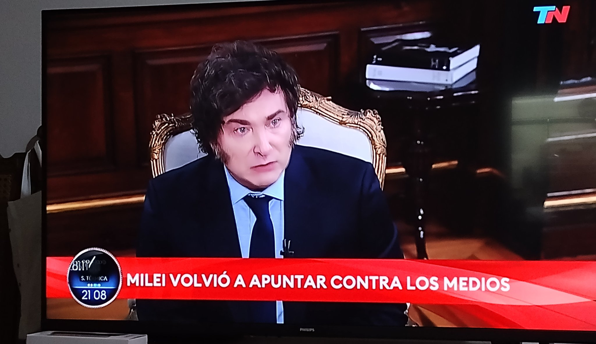 Milei invitó a TN a la Casa Rosada y se dedicó a defenestrar a Marcelo Bonelli, un periodista del mismo medio