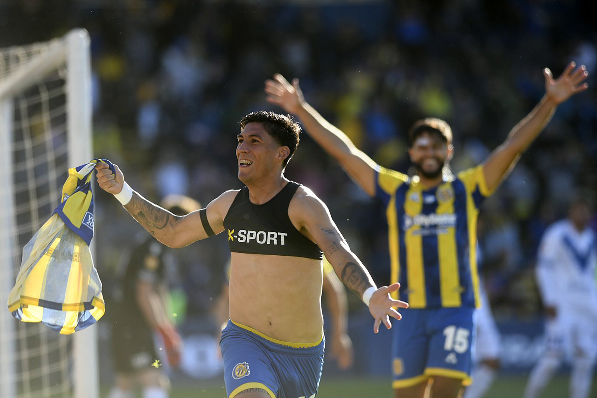 Triunfo agónico del 'Canalla' el pasado fin de semana. FOTO: (X/REDES@RosarioCentral)/NA. Triunfo agónico del 'Canalla' el pasado fin de semana. FOTO: (X/REDES@RosarioCentral)/NA.