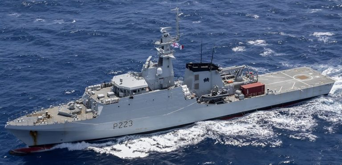 El patrullero brit&aacute;nico atraves&oacute; el mar territorial sin completar el procedimiento ante la Prefectura y restringi&oacute; la transmisi&oacute;n de su posici&oacute;n durante el recorrido entre Malvinas y Punta Arenas.