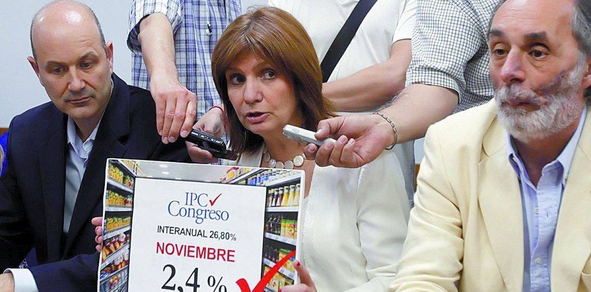 Federico Sturzenegger haciendo campaña por Patricia Bullrich. Federico Sturzenegger haciendo campaña por Patricia Bullrich.