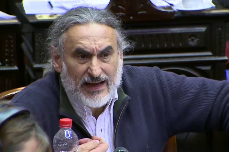 Luis Basterra, ministro de Agricultura.