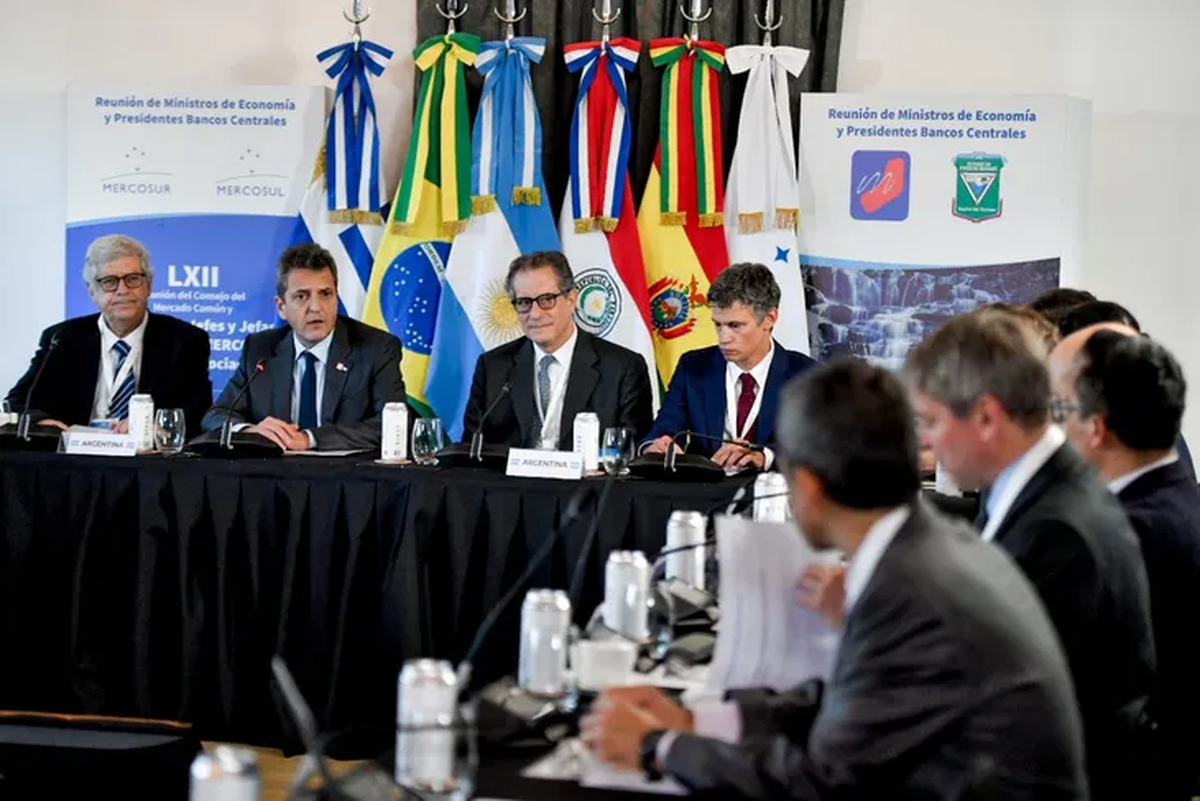 Sergio Massa encabez&oacute; ayer en Iguaz&uacute; el encuentro con ministros de Econom&iacute;a y presidentes de Bancos Centrales.