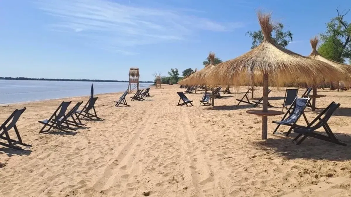 Una playa increíble con arena clara en Buenos Aires. Una playa increíble con arena clara en Buenos Aires.